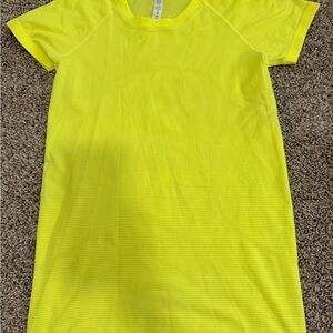 Swiftly Tech Short Sleeve 2.0-Lululemon